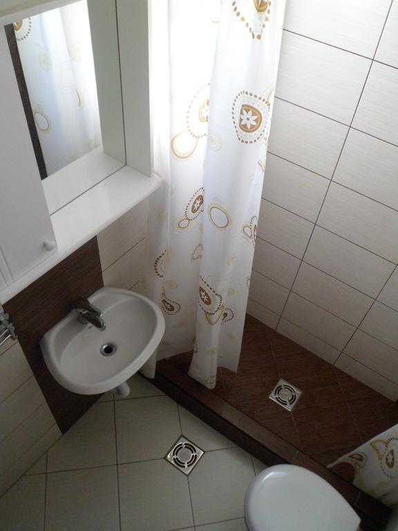 Milocer Apartment Свети Стефан Екстериор снимка