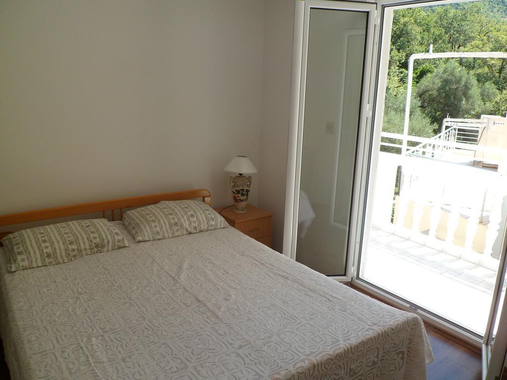 Milocer Apartment Свети Стефан Екстериор снимка